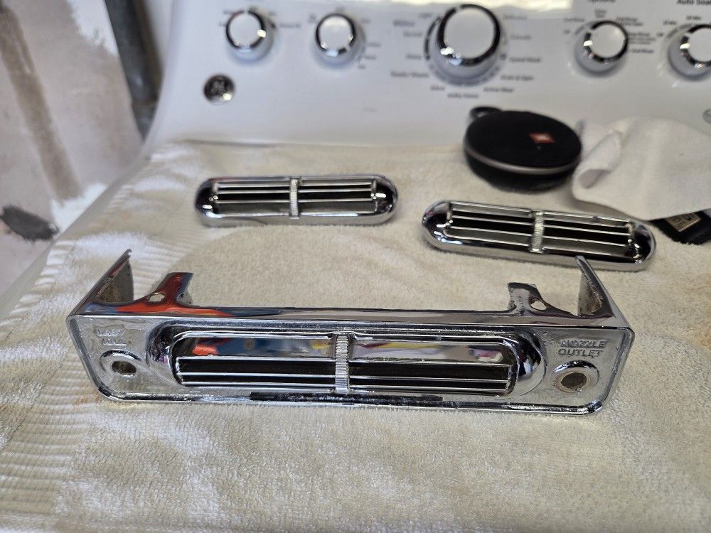 61 - 62 Impala Air Conditioning Vent And Grills