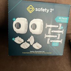$5, New Safety 1st  Safety Essentials Set