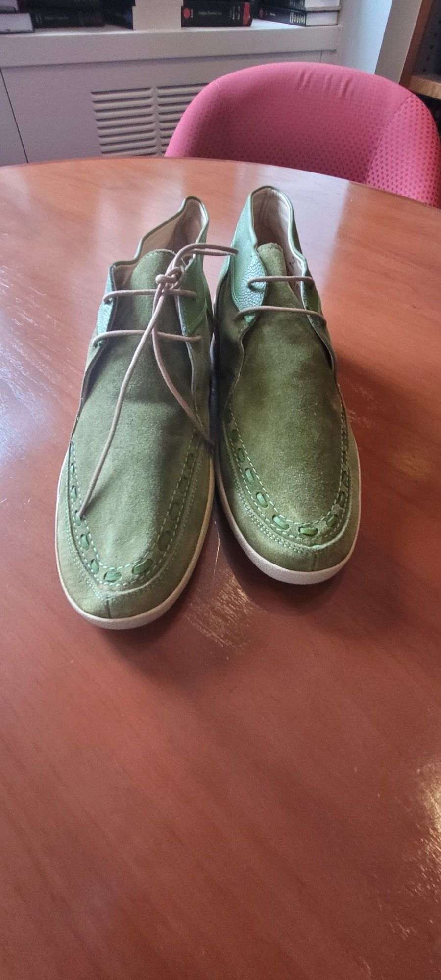 NEW JOHNNY FAMOUS SHOES