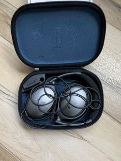 Bose QuietComfort 25 Noise Cancelling Headphones