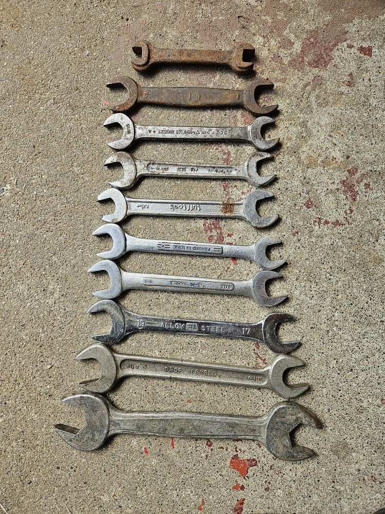10 Ps Wrench $15