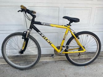 TREK 4300