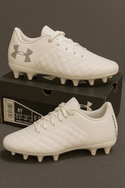 Under Armour Magnetico Select 3.0 FG Soccer Cleats – Youth Size 4Y – White – Brand New with Box