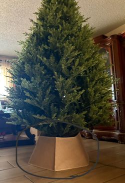 Collar For Christmas Tree 26” 