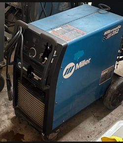 Millermatic 252 MiG welding machine