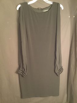 Women’s dress medium