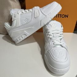 New LV Men’s Shoes. 