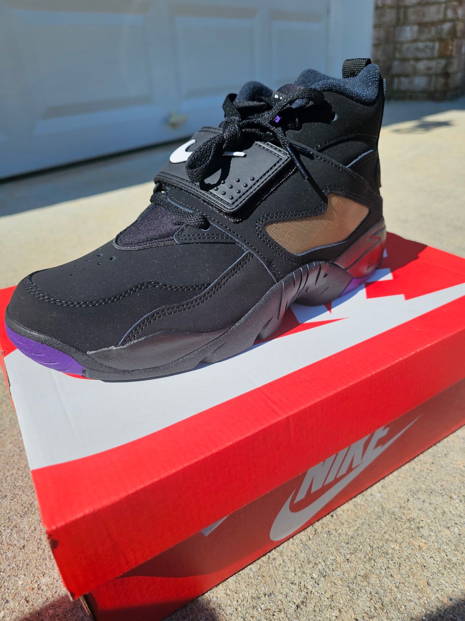 Nike Diamond Turf Size 9 Deion Sanders
