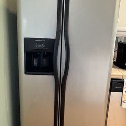 22.6 Side By Side Refrigerator 