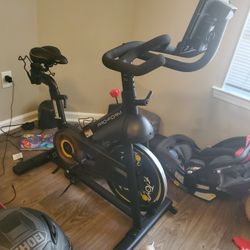 Tour De Franxe Pro Form Stationary Bike.