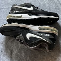 Nike Air max Size 10.5 Men’s Used  Very Good Condition