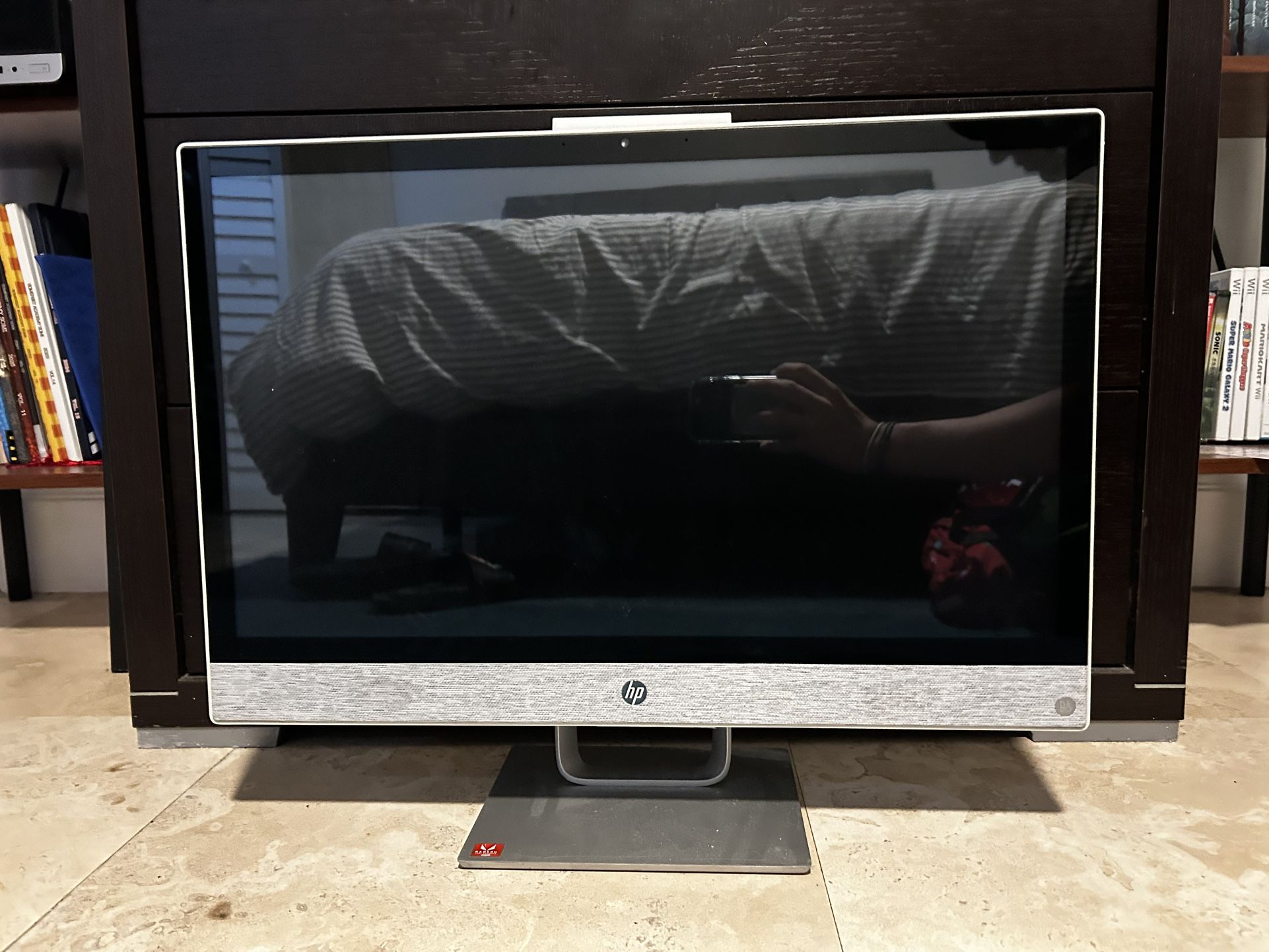 HP 21.45 inch All in One Desktop PC FHD Pentium 8GB 128 SSD Windows 11 Home in S Mode Cashmere White