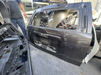 2019 GMC Lift Gate