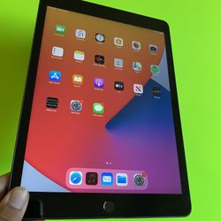 128GB Apple Ipad 5th Generation (9.7” Retina / Touch ID/ latest iOS 15) with complete Accesories (32GB $239)