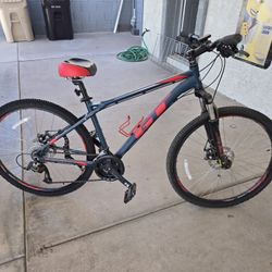 GT Aggressor Pro. Mountain Bike. 