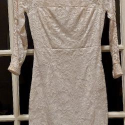 REDUCED PRICE! $6.00 ! WHITE STRETCH LACE GRADUATION DRESS, Sz Small