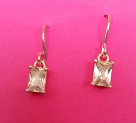 Sterling silver w/dangling gem earrings