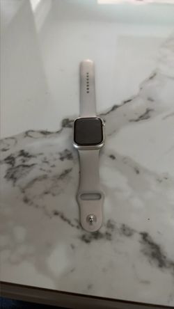 Apple Watch Series 8