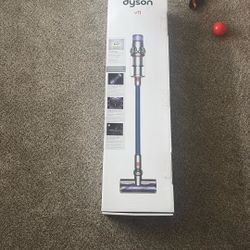 Brand New Dyson v11 Vacuum Hand Held 