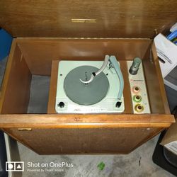 Old Vintage Record Player Speaker Cabinet