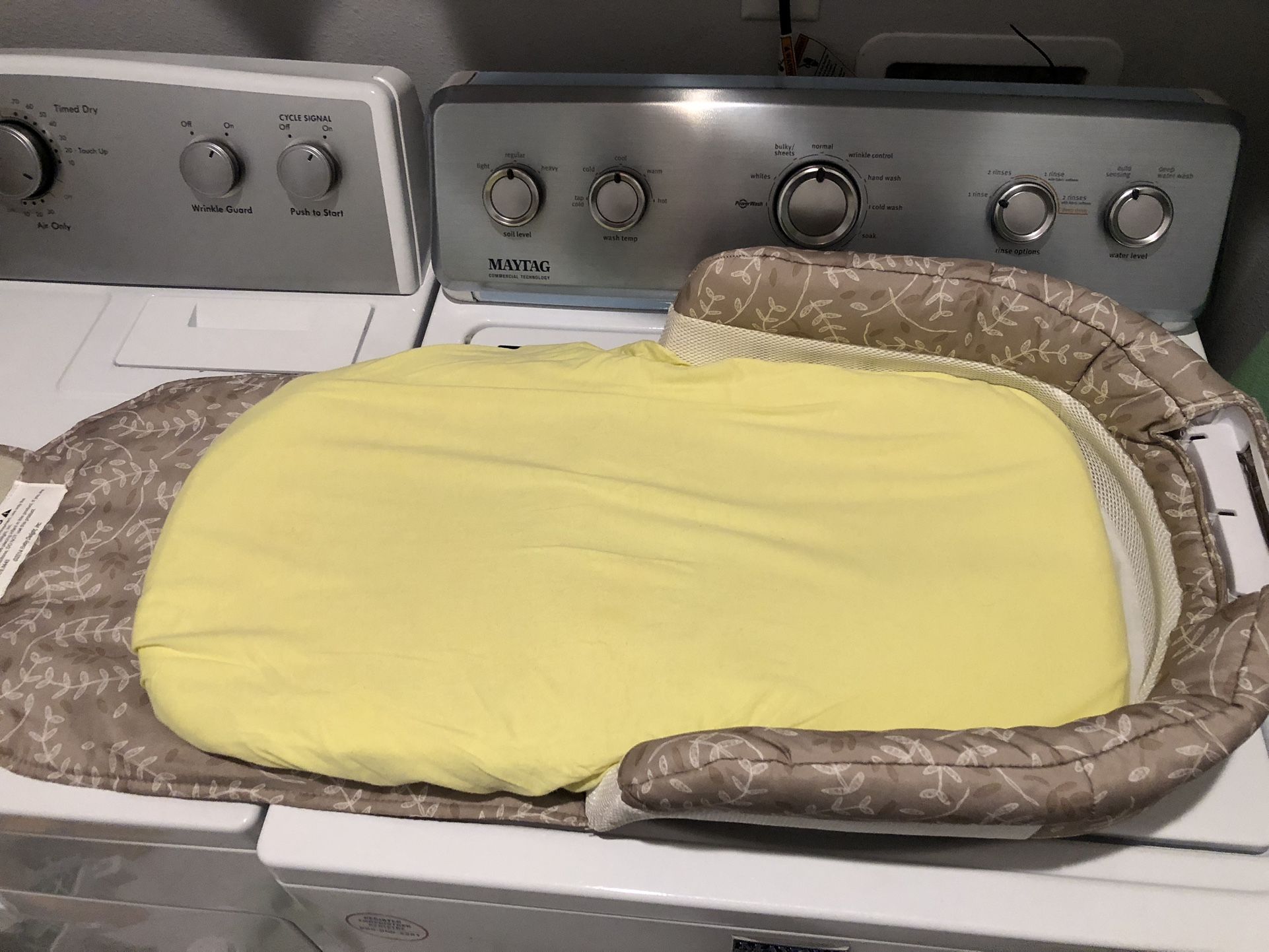 Baby Delight Snuggle Nest