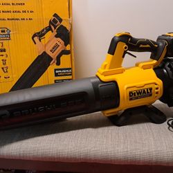 20V MAX 125 Mph 450 CFM Brushless Cordless Battery Powered Handheld Leaf Blower with (1) 5Ah Battery & Charger  