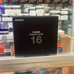 Fujifilm 16mm F1.4 R WR 