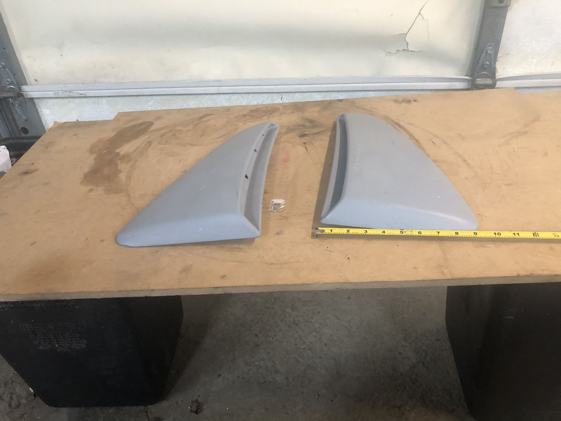 99-04 Mustang Side Scoops