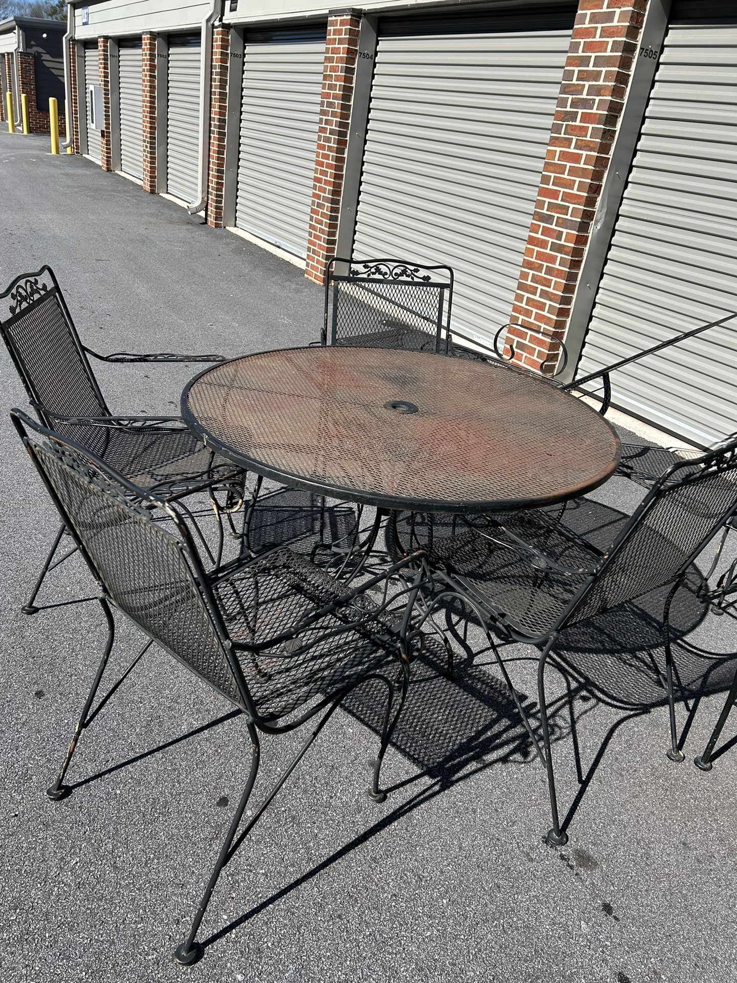 4 Pc Patio  Set (Fayetteville Ga