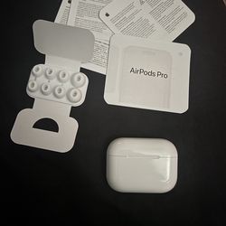 Apple AirPod pros 3