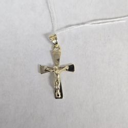 10kt Gold Crucifix Charm