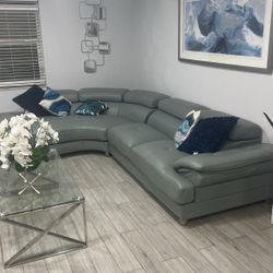 Sectional sofa, Sofia Vergara Gr