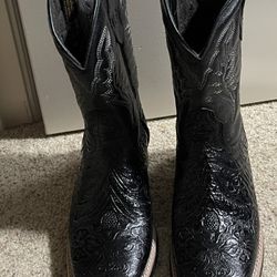 Leather boots Sz 4.5Y