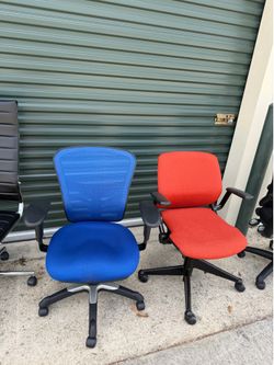 Desk chair