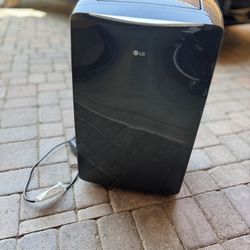 LG 14000 BTU Portable Air Conditioner 