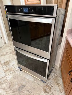 Whirlpool Stainless Steel Double Wall Oven with Touch Display and WiFi