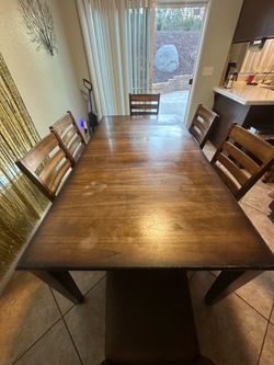 Kitchen table