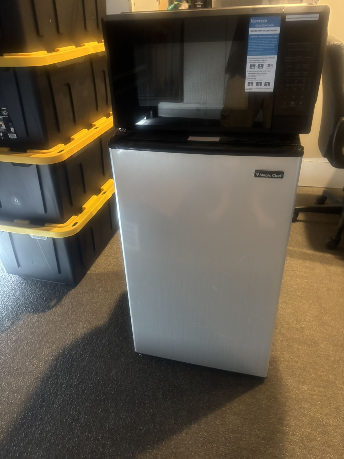 Magic Chef Refrigerator 4.4 Cu.ft/ Kenmore 1.1 Cu.ft Countertop Microwave 