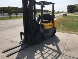 Forklift tcm 5000 lb triple stage Sade shift propane engine