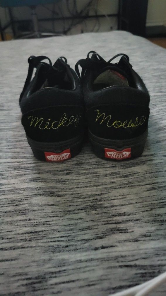 Mickey Vans 