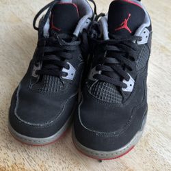 Nike Air Jordan 4 Retro OG Bred PS  Boys Youth Size 2Y  Black Red