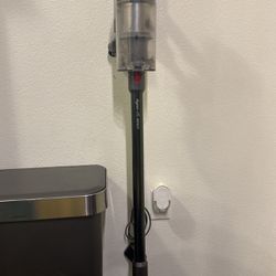 Dyson V-15 Detect Cordless Vacuum 