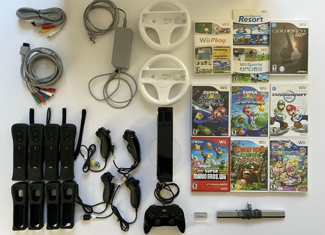 Wii Sports Bundle - Mario, Party, Mario Kart, Resort