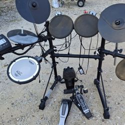 Roland Electronic Drum Set