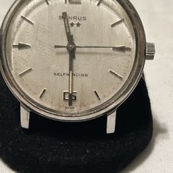 Vintage Benrus 3 Star Wristwatch  Swiss  Series 7026
