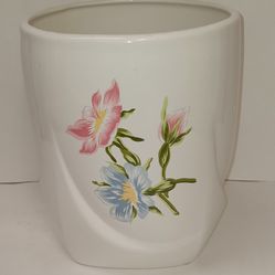 pastel flowers small ceramic bedroom or bathroom trash can or plant pot $10 FIRM
