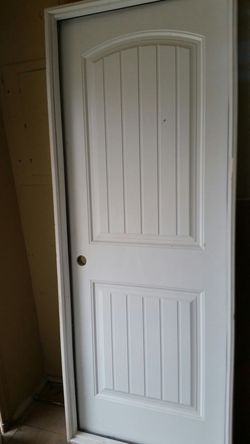 Puerta para salida de garage 30 de ancho x80 de largo $80 dolares