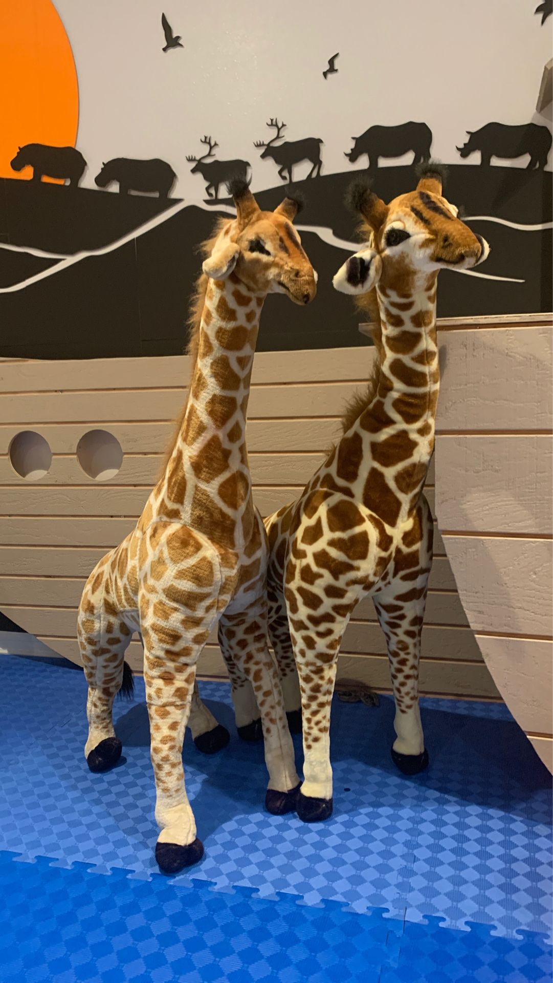 Melissa & Doug Giraffe 🦒