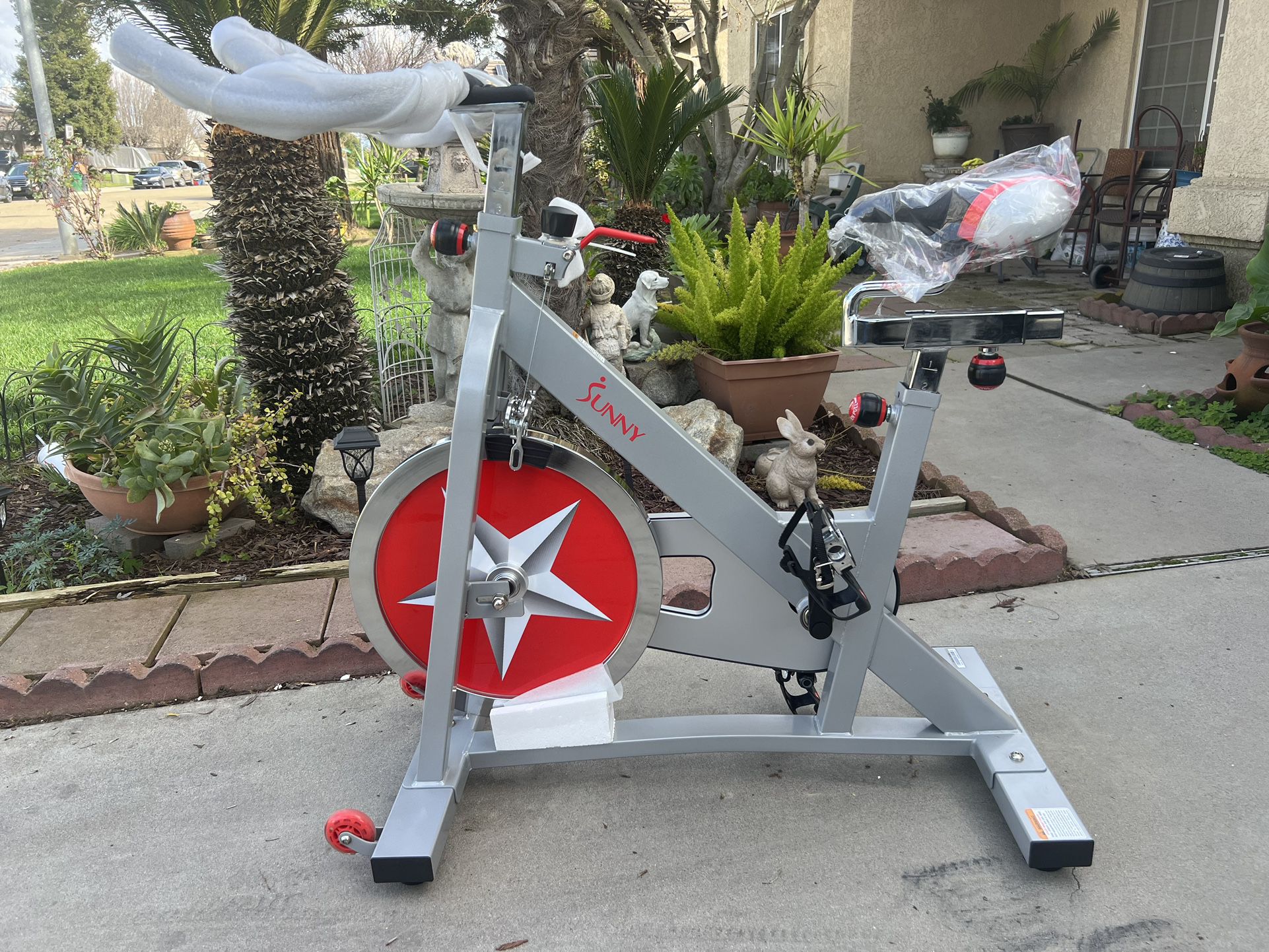 Brand New. Pro Cycling Exercise Bike. $200
