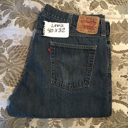 Mens Levi’s 40x32